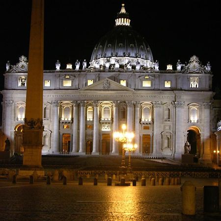 Vatican White Domus Rome Exterior photo